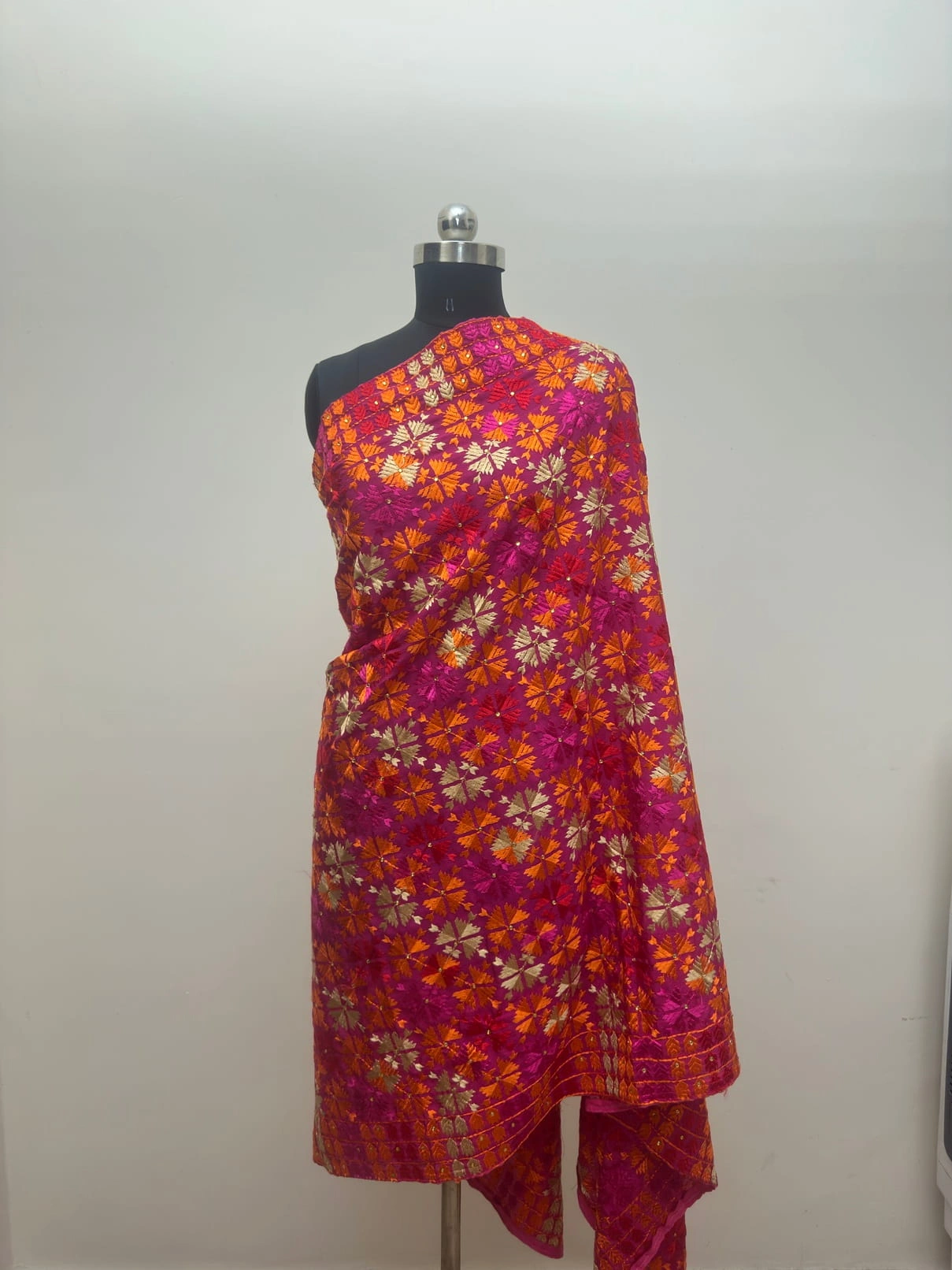 Chinnon Phulkari Full Baag with Stone Work in Magenta - Image 3