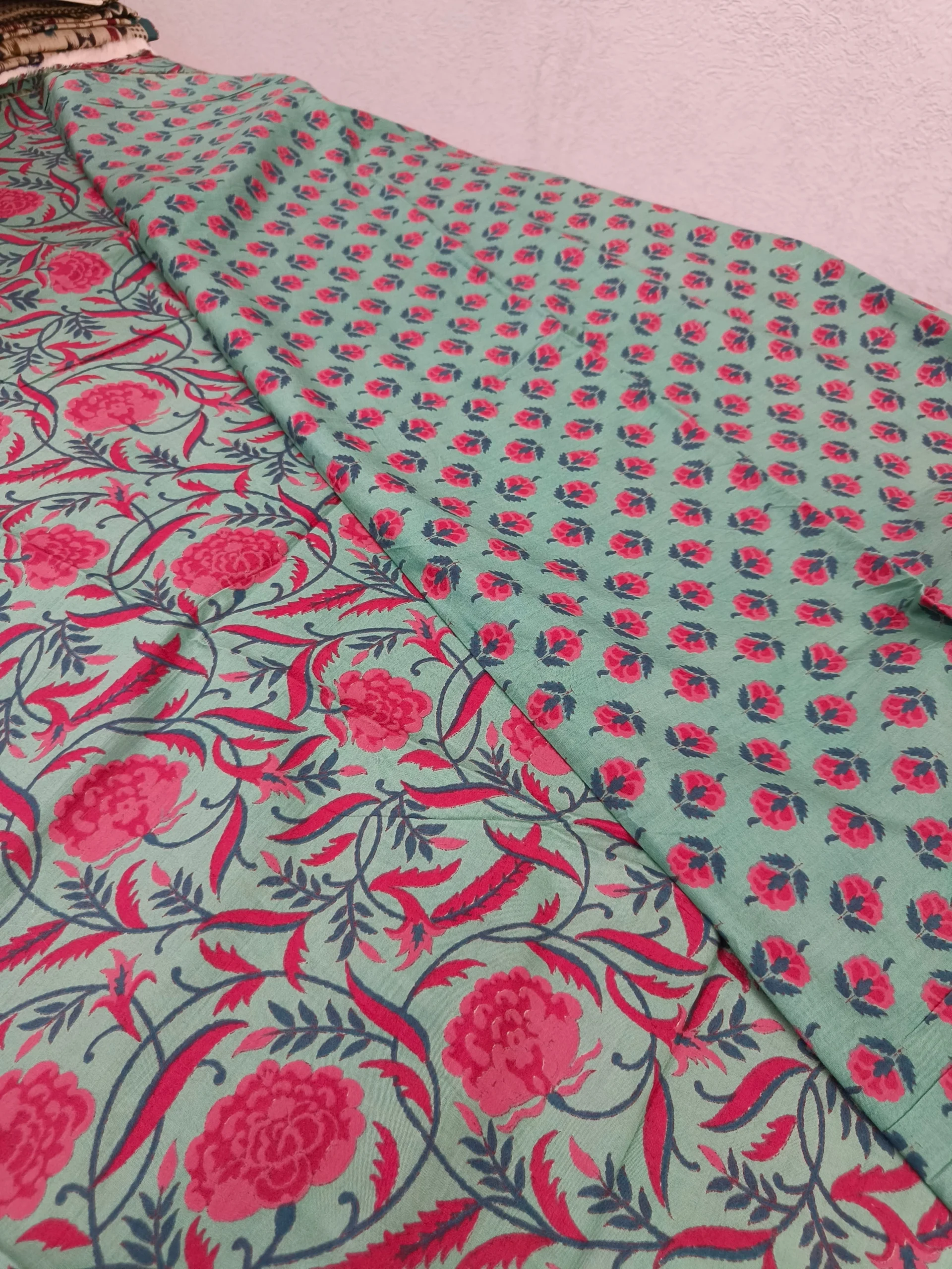 Cotton Fabric | Turquoise Red Floral Suit | Printed Pattern | Unstitched Suit - Image 5
