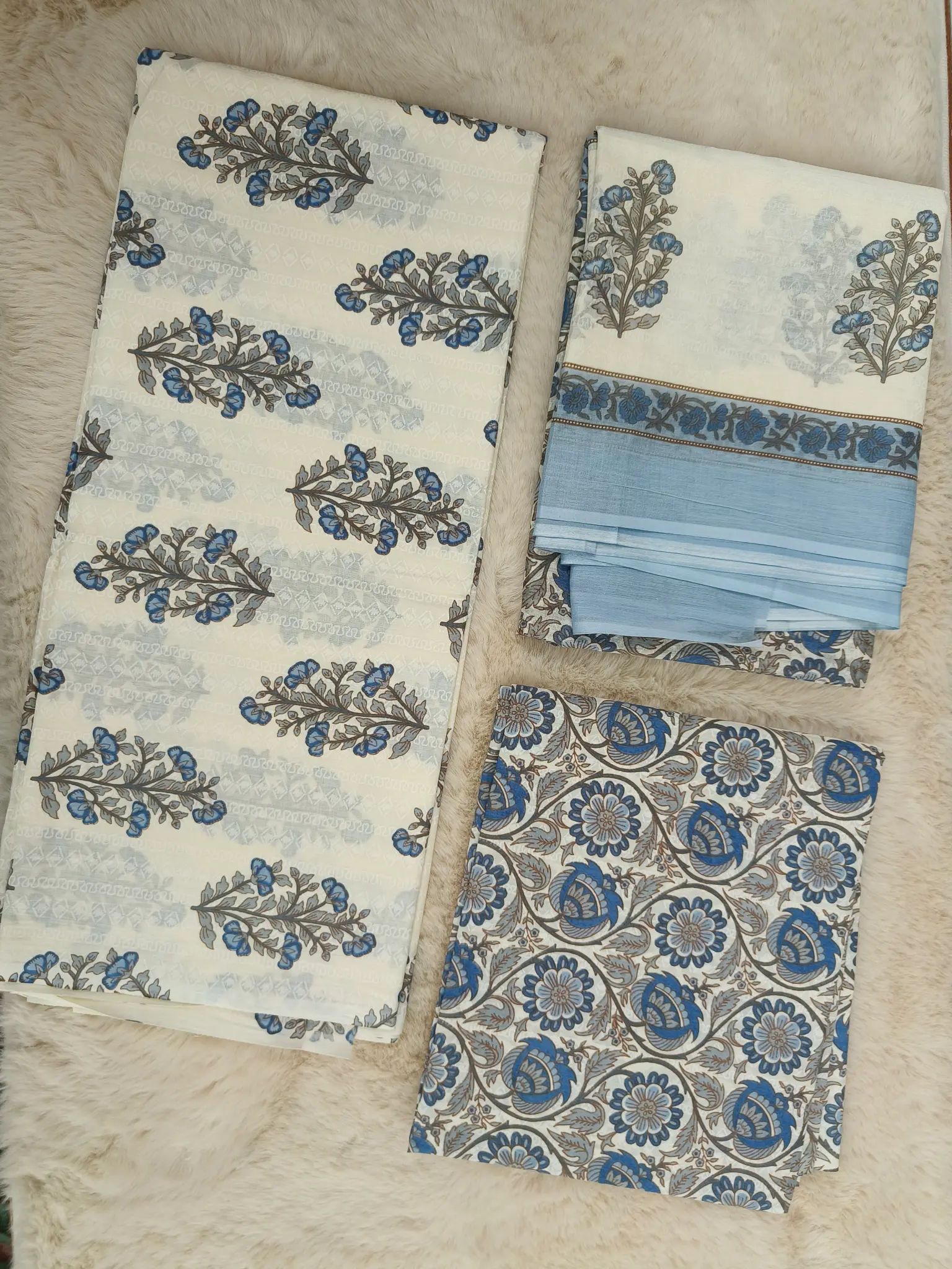 Cotton Floral Printed Unstitched Suit