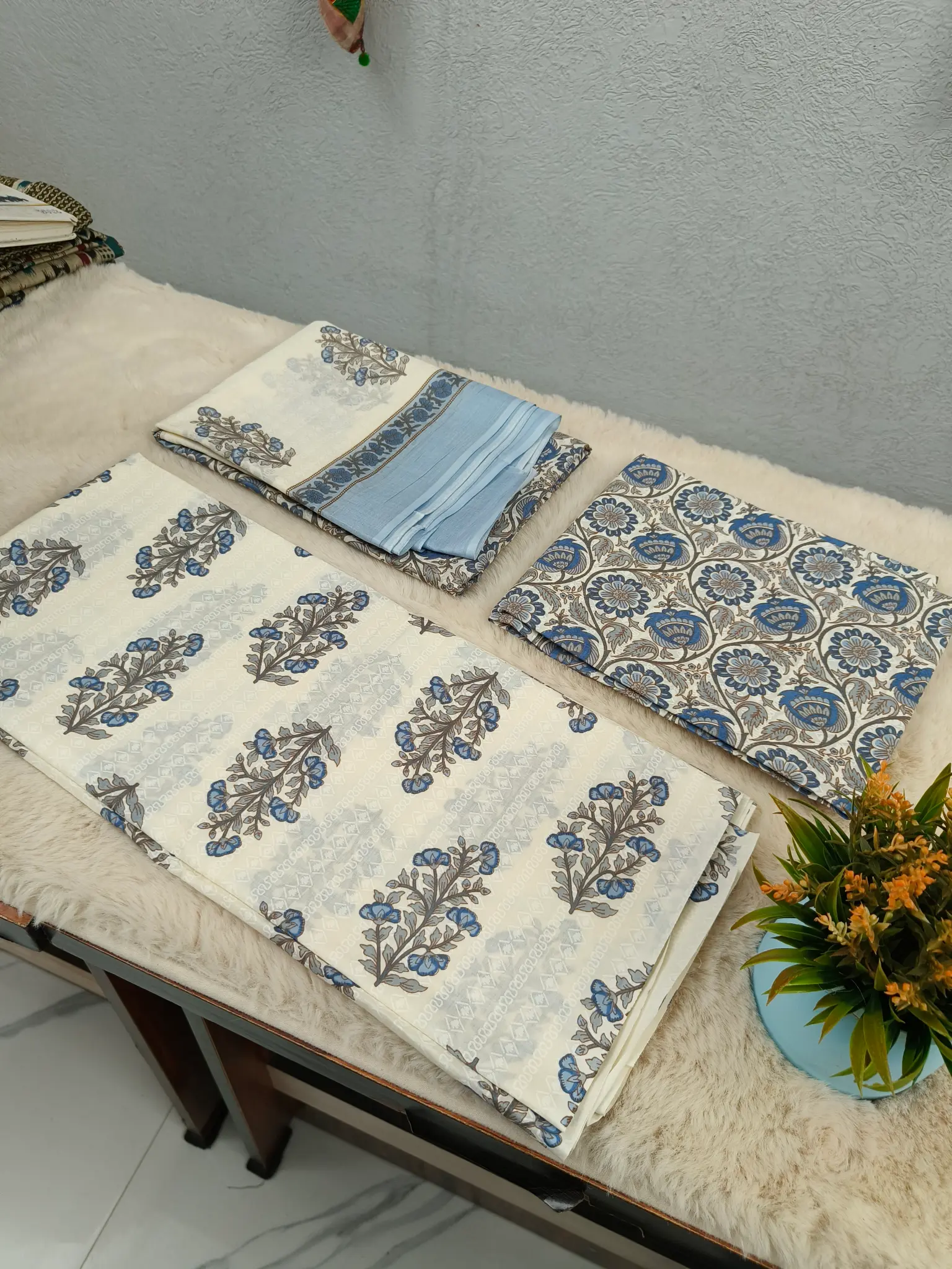 Cotton Floral Printed Unstitched Suit