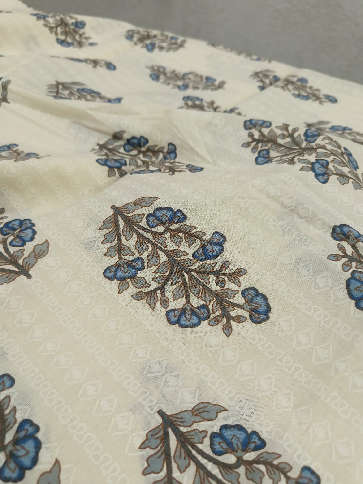 Cotton Floral Printed Unstitched Suit