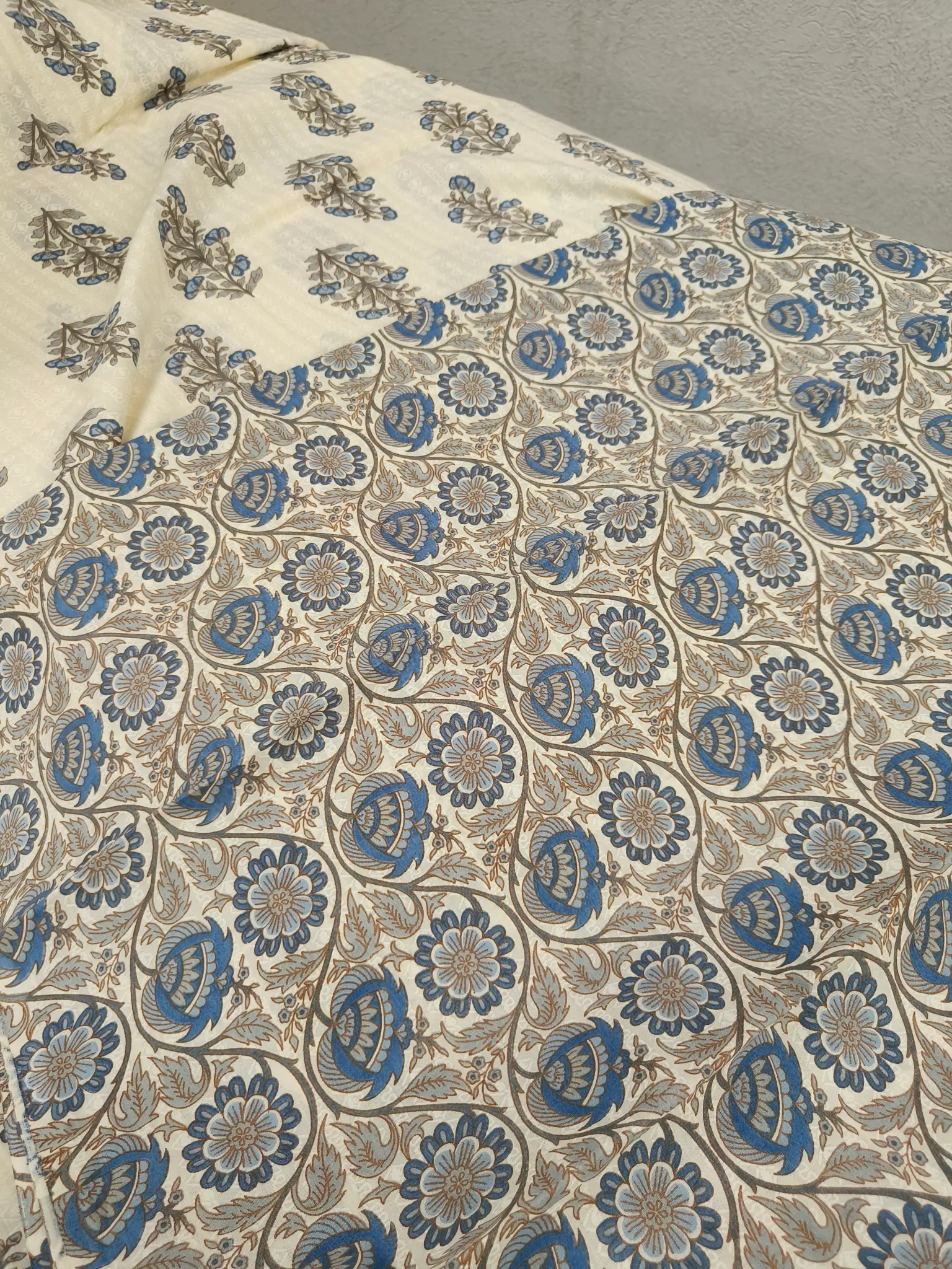 Cotton Floral Printed Unstitched Suit