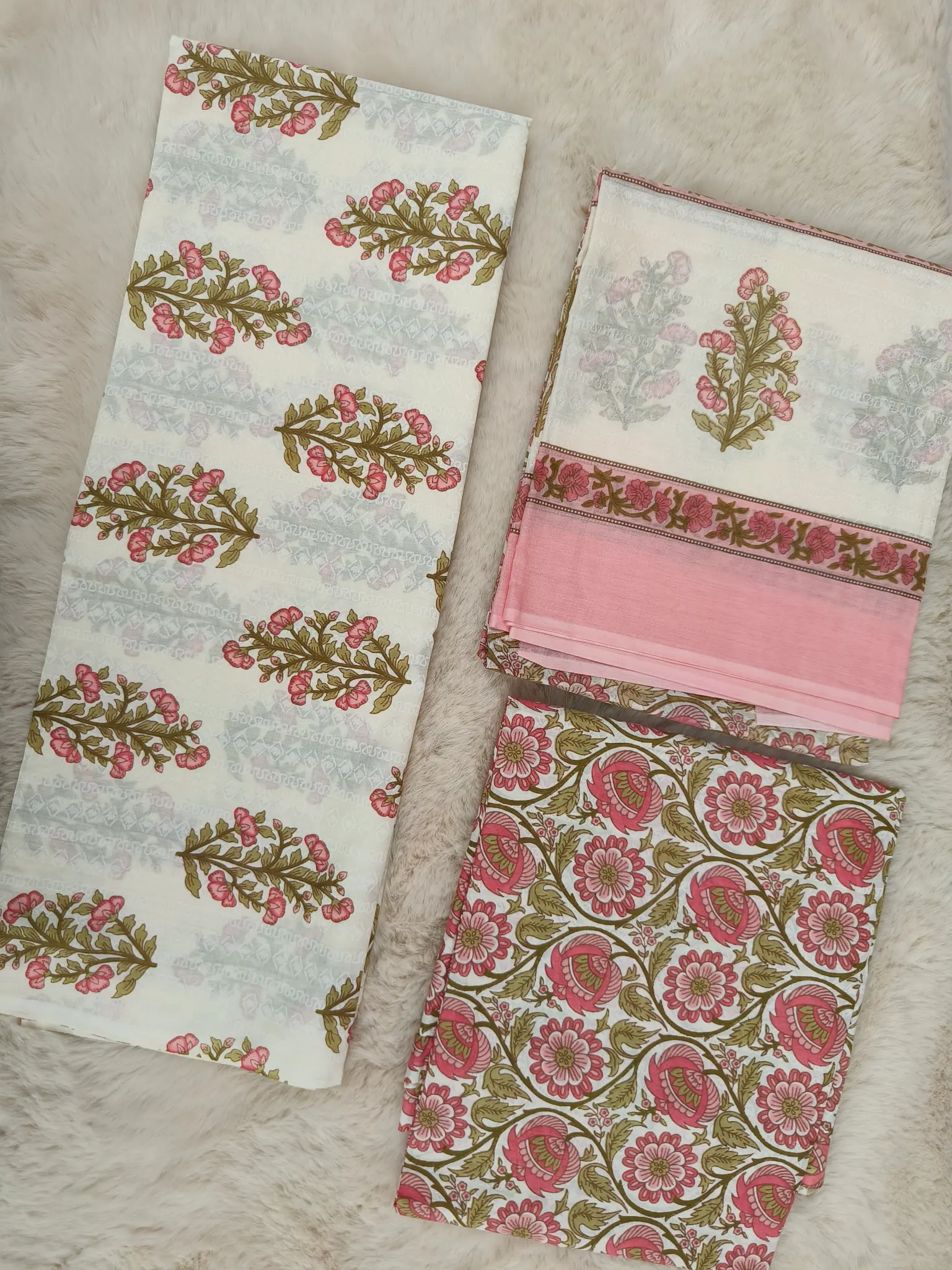 Cotton Fabric | Pink & Green Floral Suit | Printed Pattern | Unstitched Suit