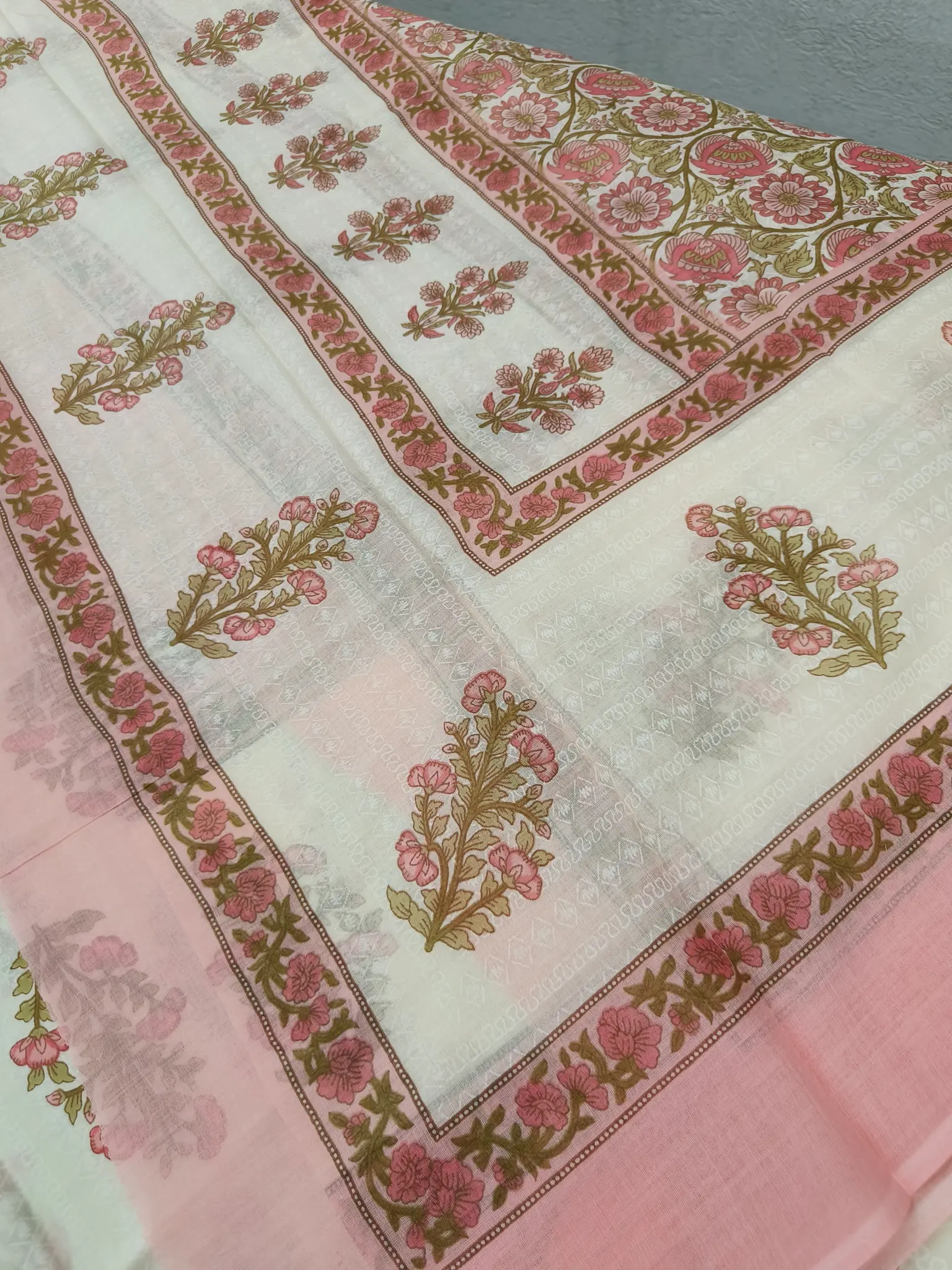 Cotton Fabric | Pink & Green Floral Suit | Printed Pattern | Unstitched Suit