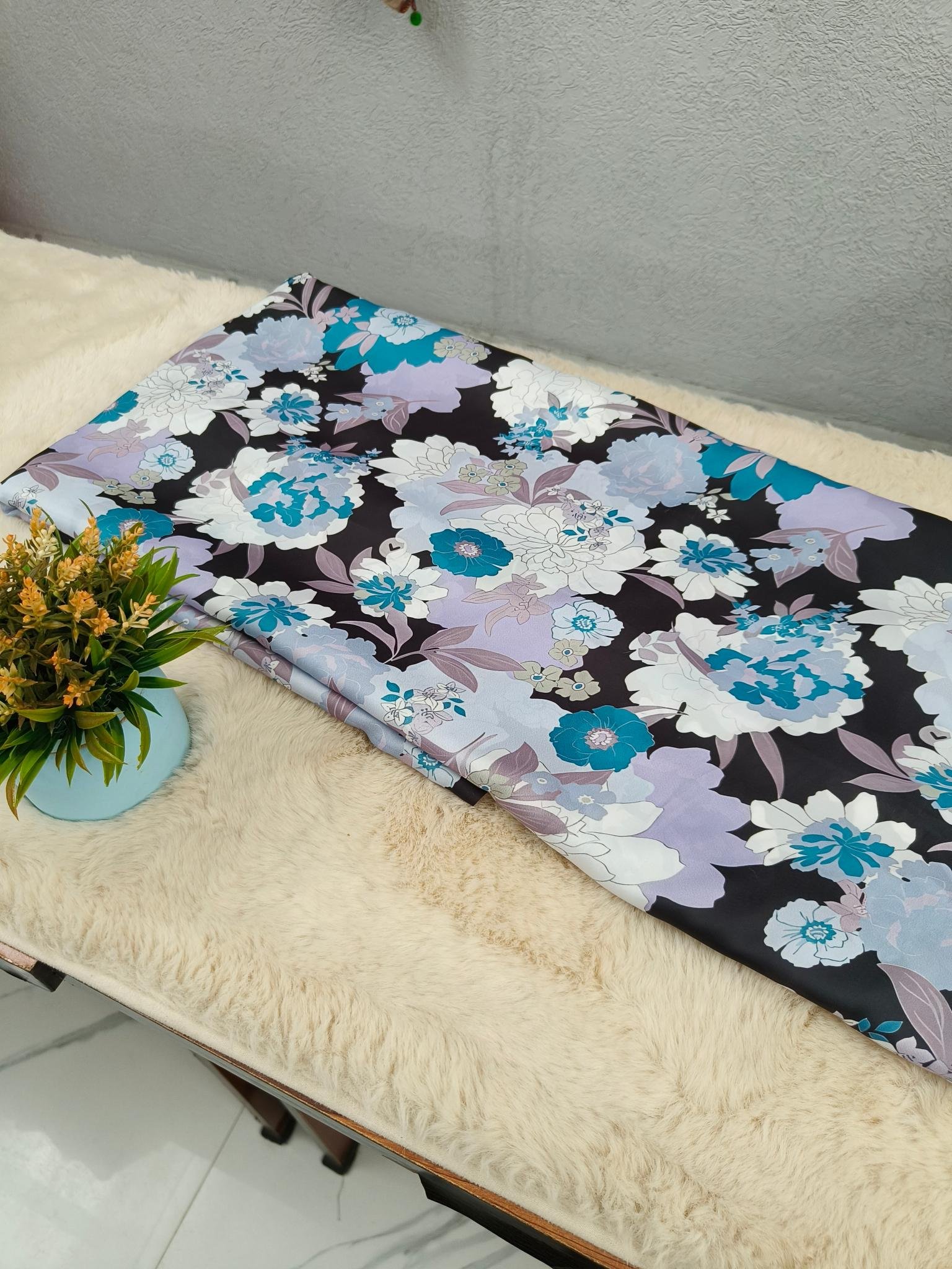 Crepe Unstitched Suit Fabric Floral Printed