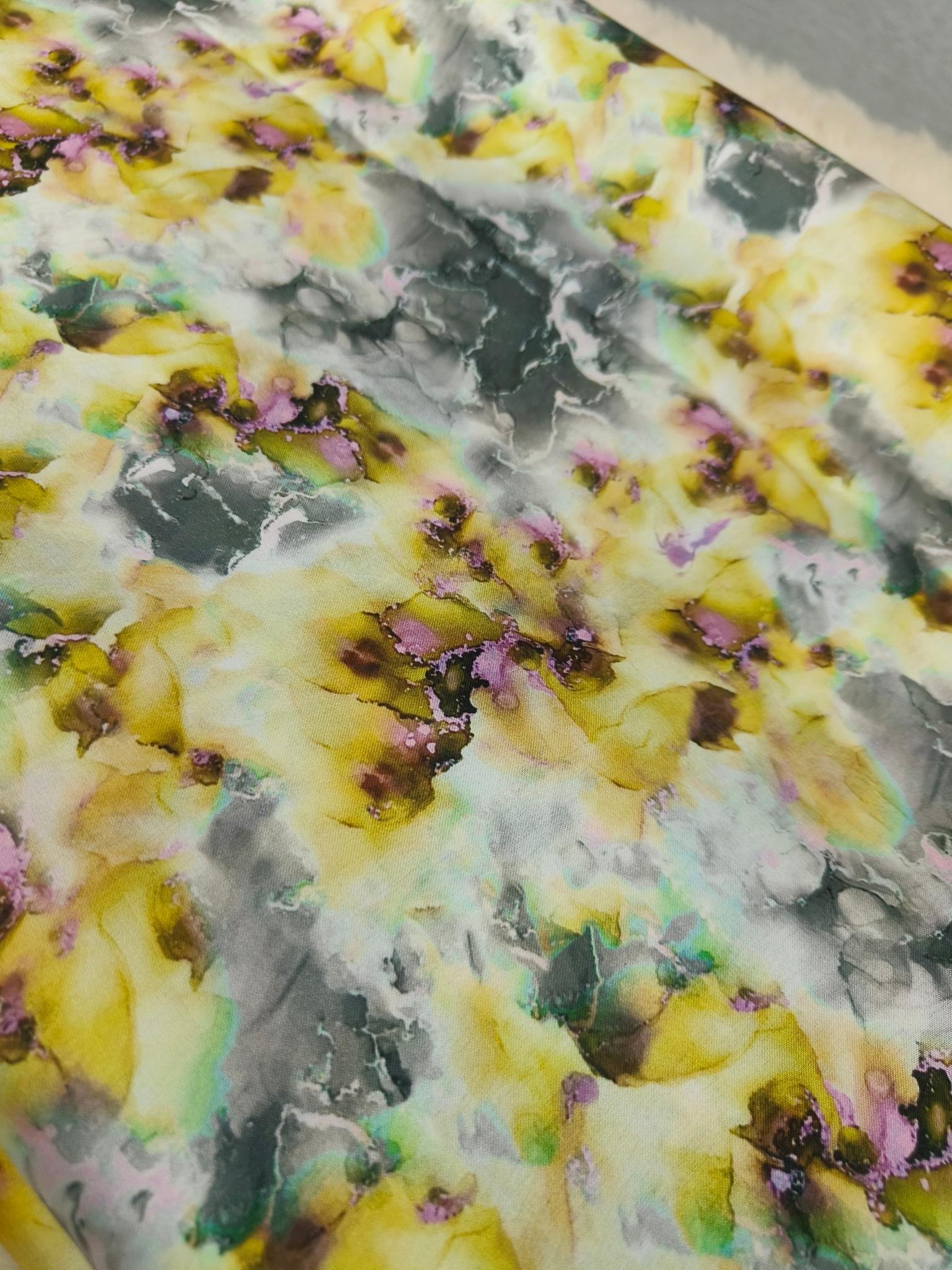 Crepe Unstitched Suit Fabric Abstract Floral Printed